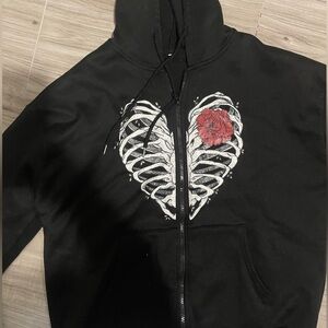Hoodie/ Women’s Gothic Skull Heart Hoodie
